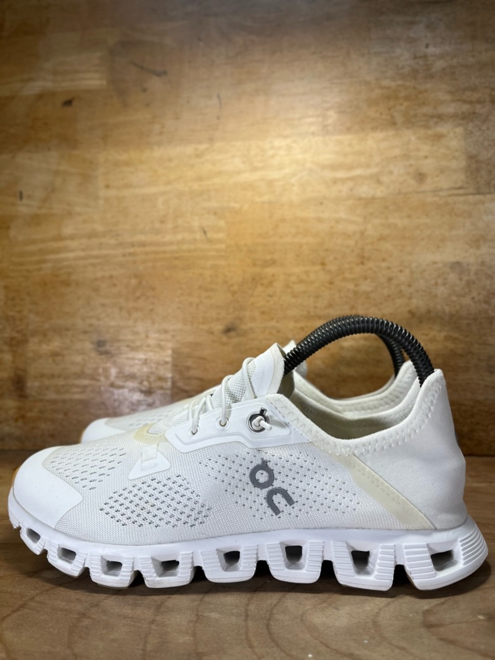 On Cloud 5 Coast LIGHTWEIGHT Womens Size 7 Running Shoes Sneakers Undyed White - Picture 4 of 12